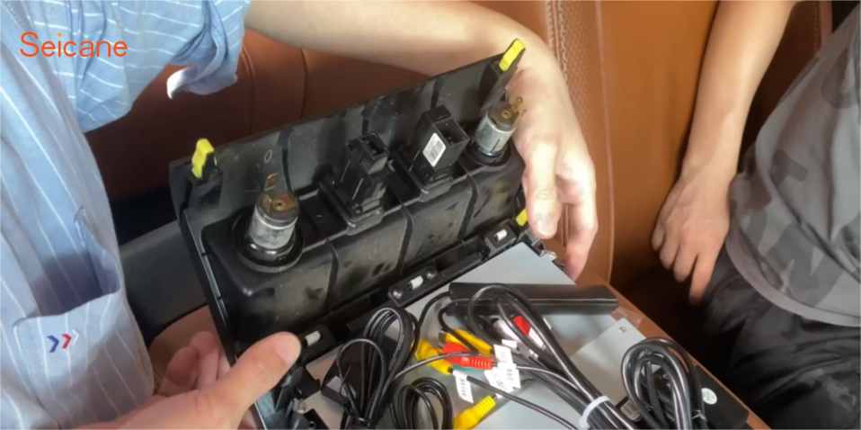 Install Cigarette Lighter Module